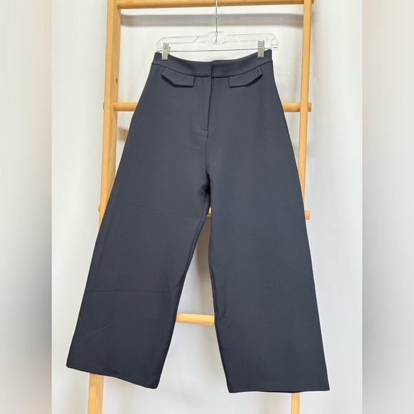 ACHRO Navy Wide Leg crop Pants size S. - Picture 5 of 11
